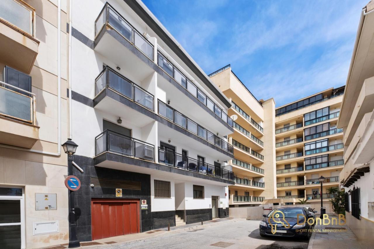 Cozy Apartment With Sea View And Private Parking In Fuengirola Exterior foto
