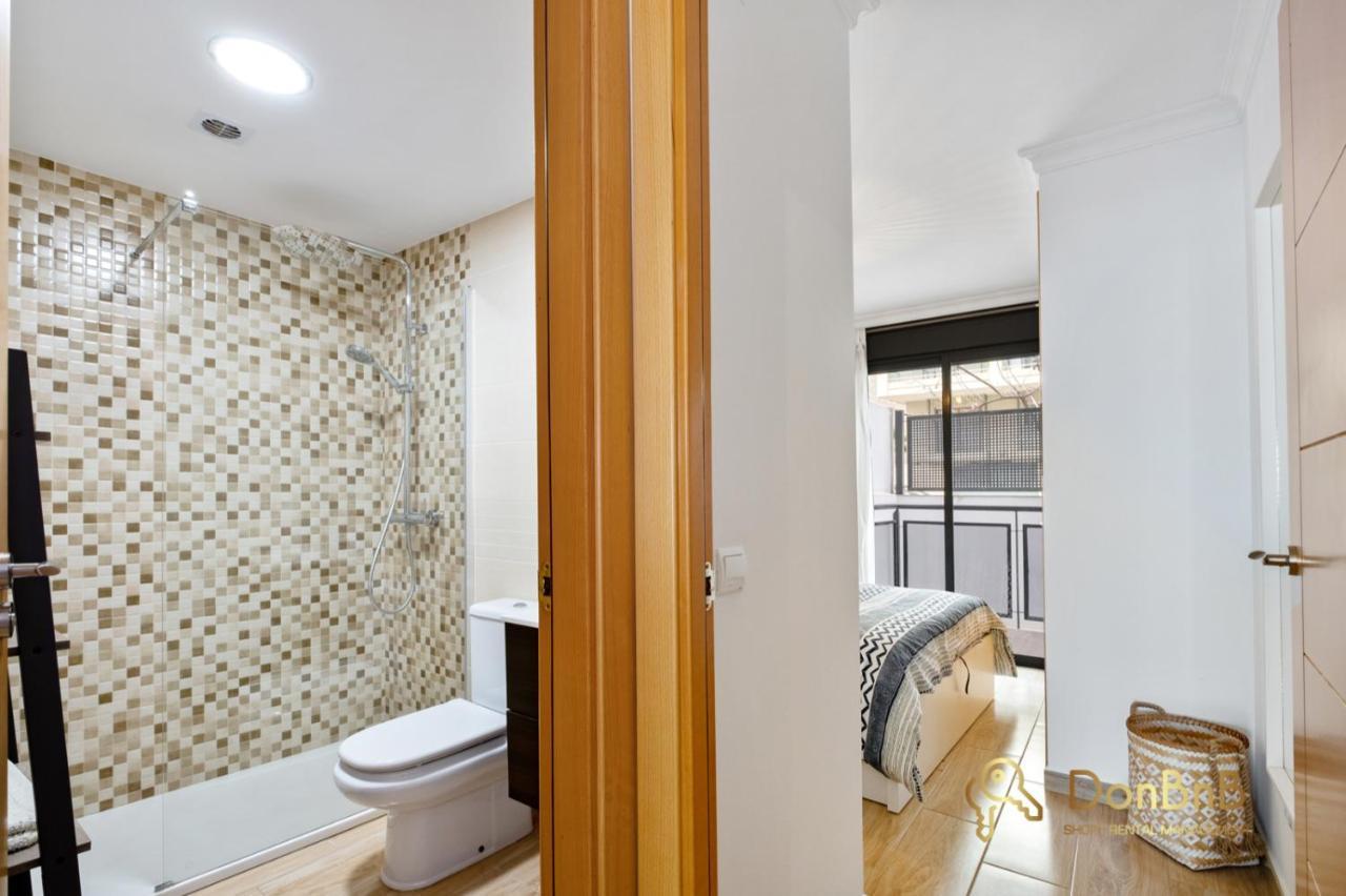 Cozy Apartment With Sea View And Private Parking In Fuengirola Exterior foto